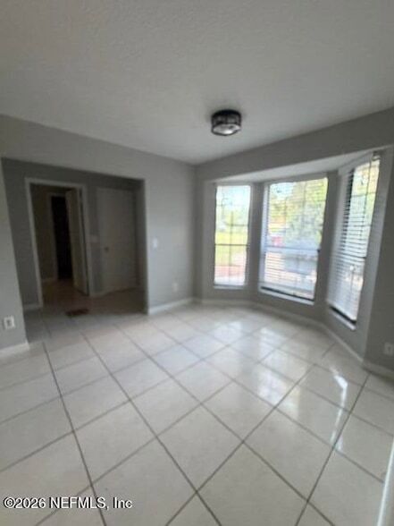 Foto del edificio - 3046 Blue Heron Dr S