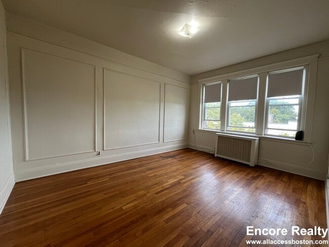 Foto del edificio - 1687 Commonwealth Ave