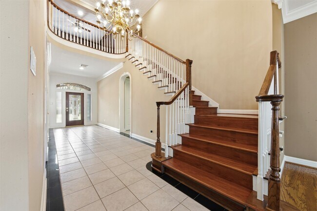 Foto del edificio - 17 Ambleside Crescent Dr
