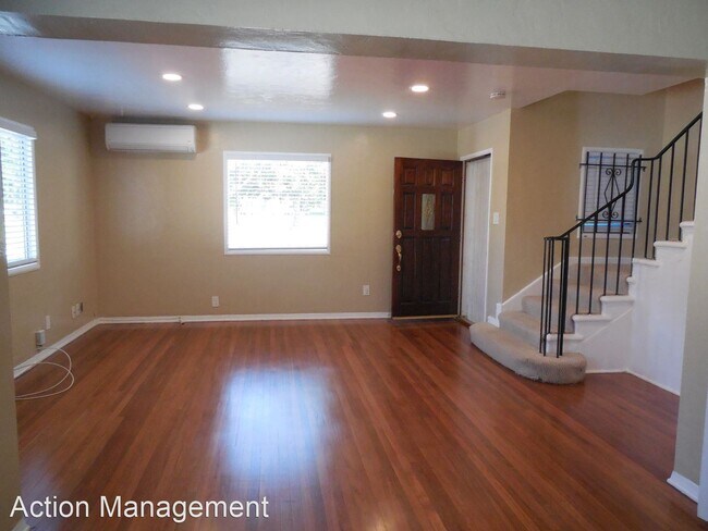 Building Photo - 4111 N Greenbrier Rd