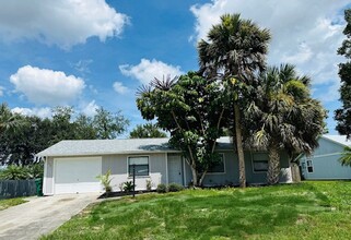 Building Photo - 572 Biscayne Ln