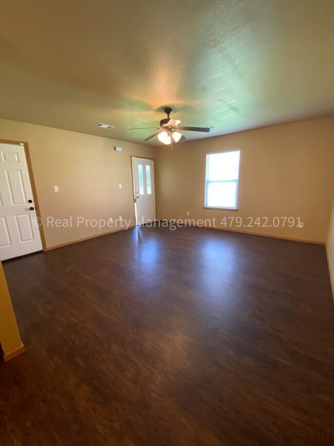 Building Photo - GREENWOOD DUPLEX coming this September! 3 ...