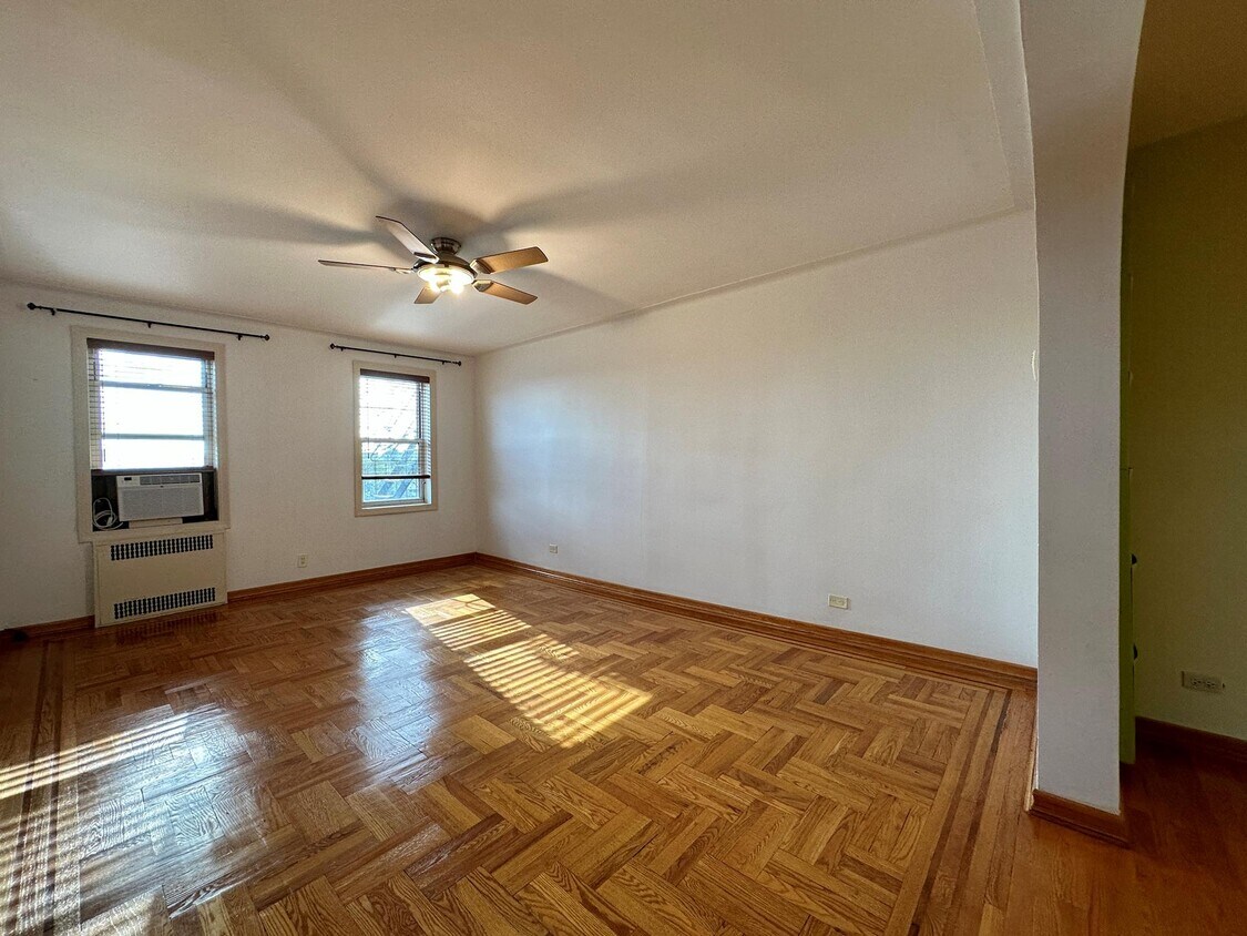 570 Ocean Pkwy Unit 5A, Brooklyn, NY 11218 Apartment for Rent in