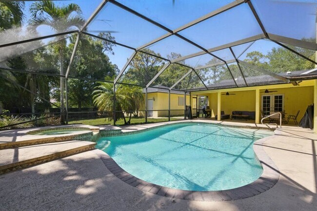 Building Photo - 14846 61st Ct N