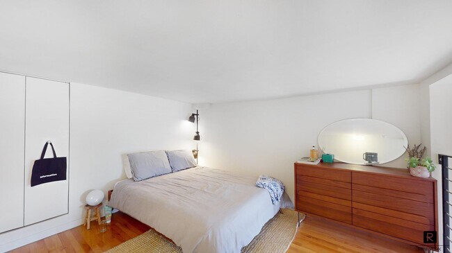 Foto del edificio - 184 Thompson St