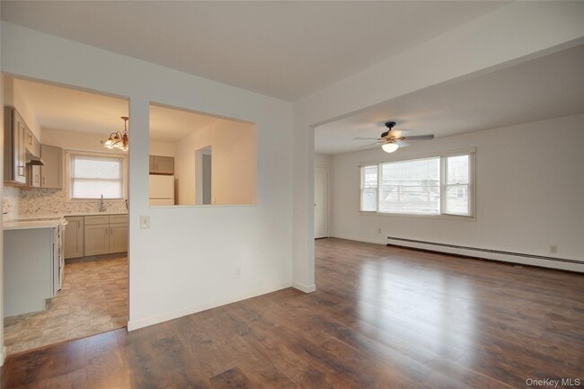 Building Photo - 54 5th Ave