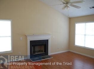 Building Photo - 3 br, 2 bath House - 1804 Water St.
