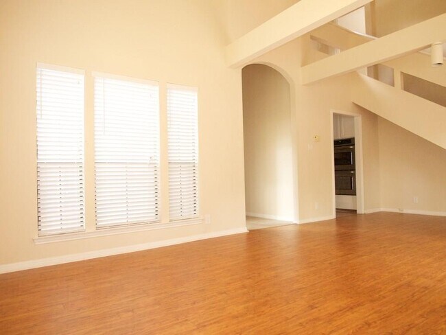 Building Photo - 6612 Cat Creek Trail