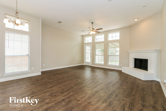 Building Photo - 8800 Tigris Trail