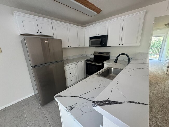 Building Photo - 2616 Alpine Blvd