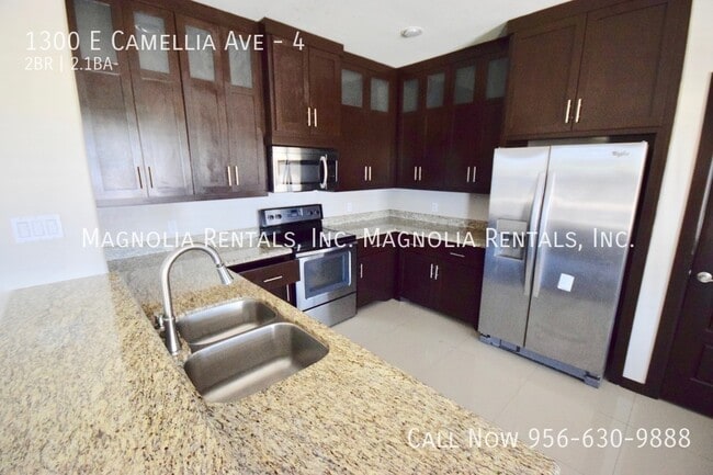 Building Photo - Town Home at Latitude 360