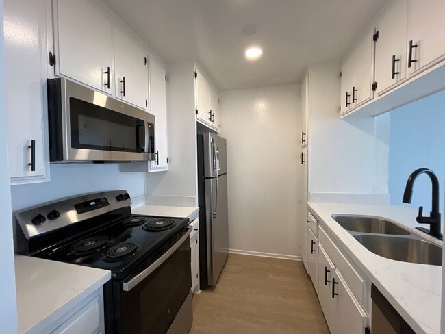 Foto del interior - 245 South Serrano Ave