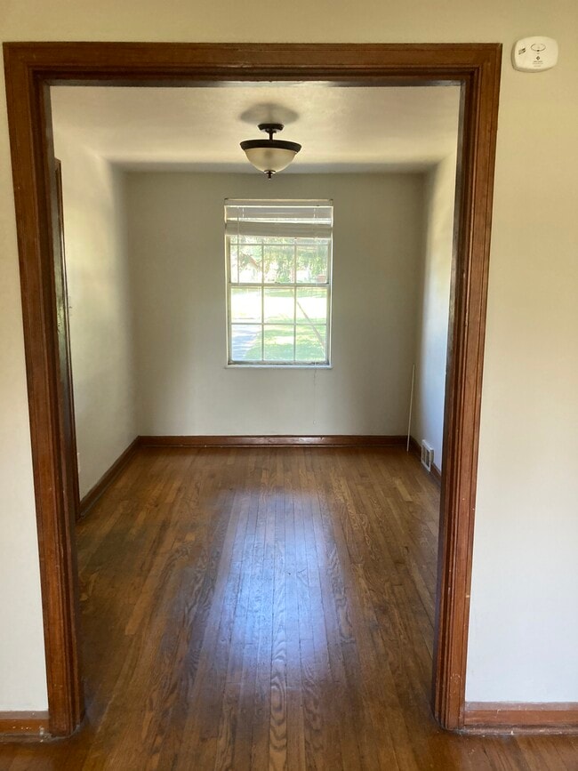 Building Photo - 308 Park Dr