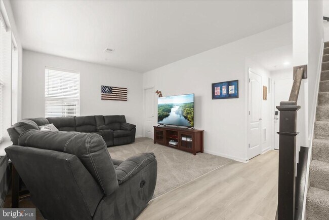 Foto del edificio - 1624 Aster Ln