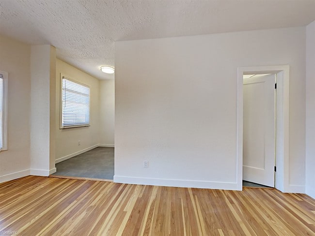 Building Photo - Studio, 1 bath House - 77 Glen Ave Apt 307