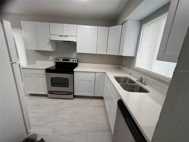 Foto del edificio - 124 Cory Ln