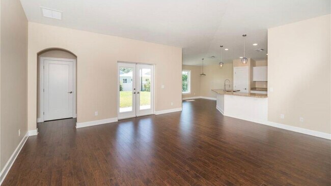 Building Photo - 3097 SW Virginia Ave