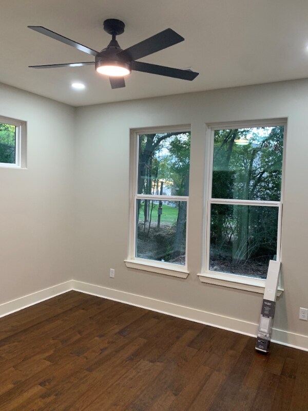 Foto del edificio - 3106 Manorwood Dr
