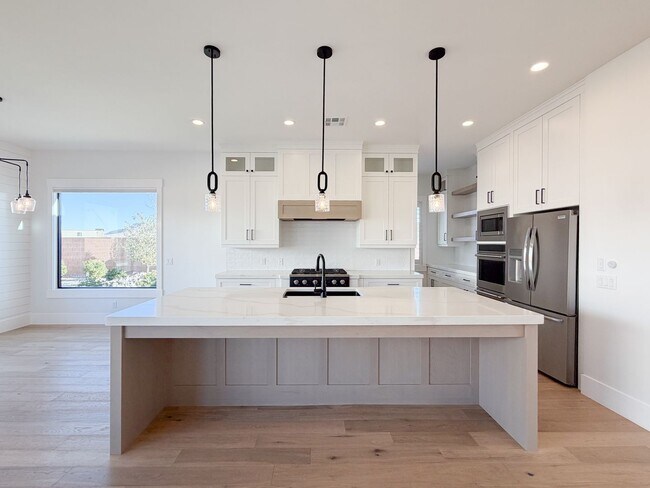 Building Photo - 5 bed plus office / 4 bath / 3 car garage custom home in Washington Fields with POOL