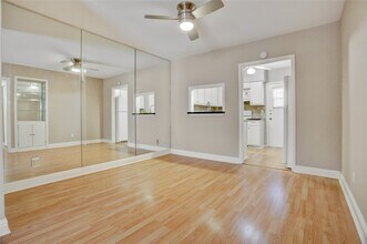 Building Photo - 1807 Stoney Brook Dr