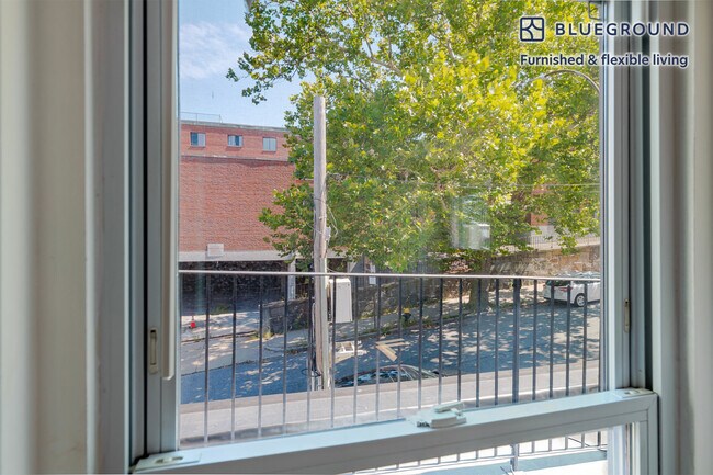 Foto del edificio - 142 Dorchester St