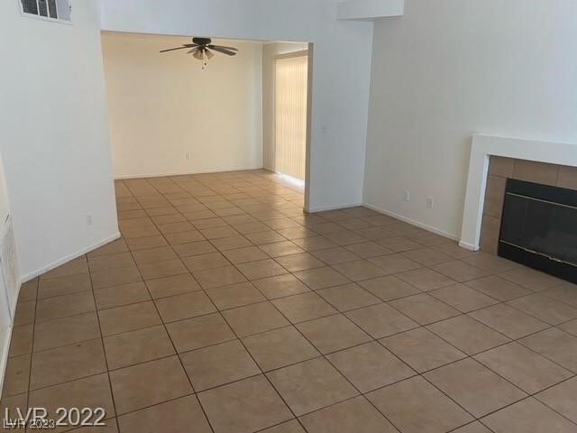 Building Photo - 8448 Majestic View Ave