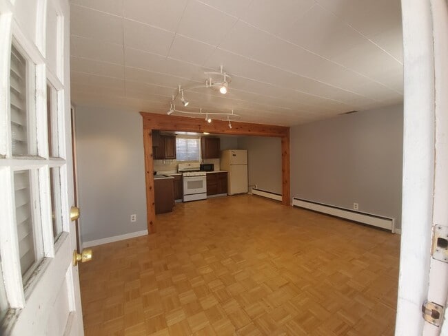 Foto del edificio - 1727 Ramona Ave