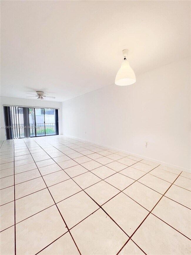 Foto del edificio - 8287 SW 128th St