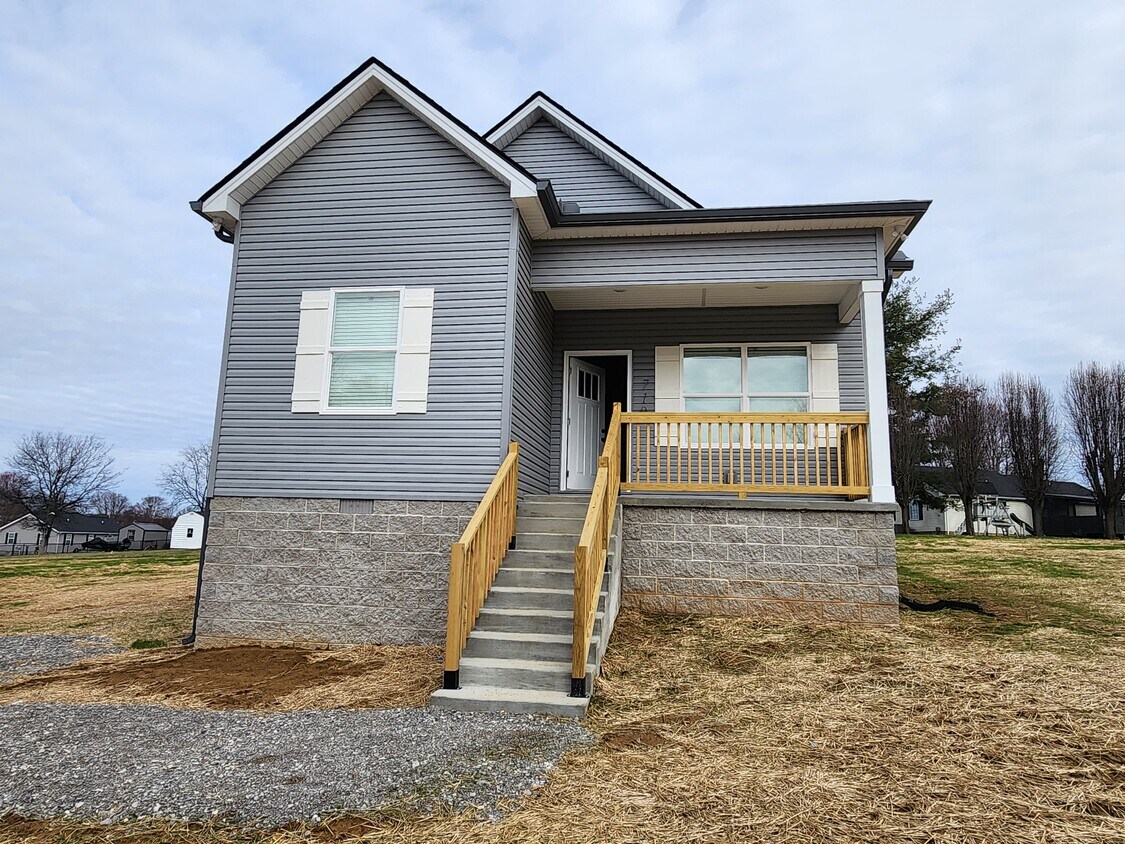 frente - 710 Miriah Dr