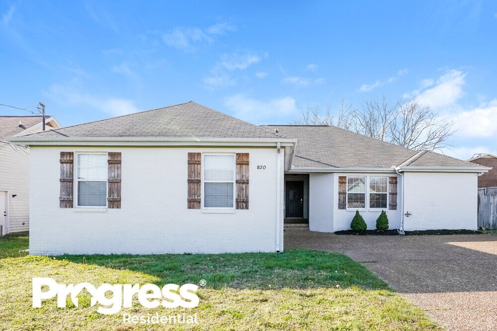 Foto principal - 820 Lake Terrace Dr