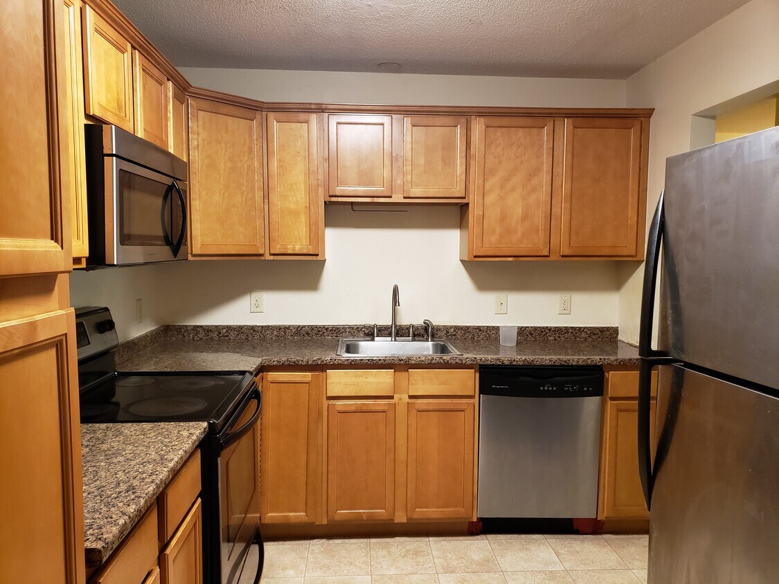 Foto principal - 7 Hawthorne Cir