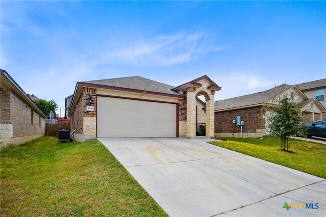 Building Photo - 3316 Aubree Katherine Dr