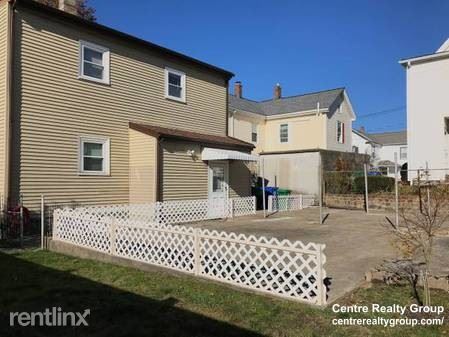 Building Photo - 2 br, 1 bath Apartment - 38 Clinton St