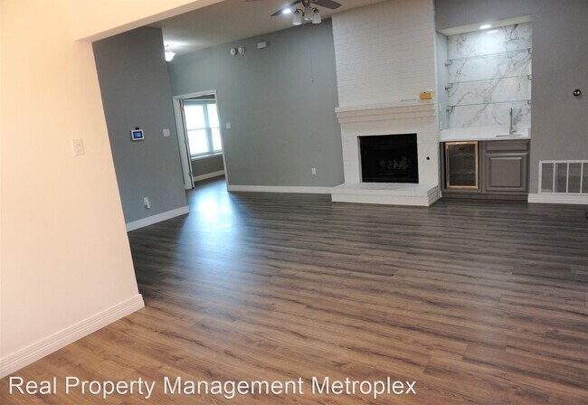 Building Photo - 3 br, 2 bath House - 3021 David Drive