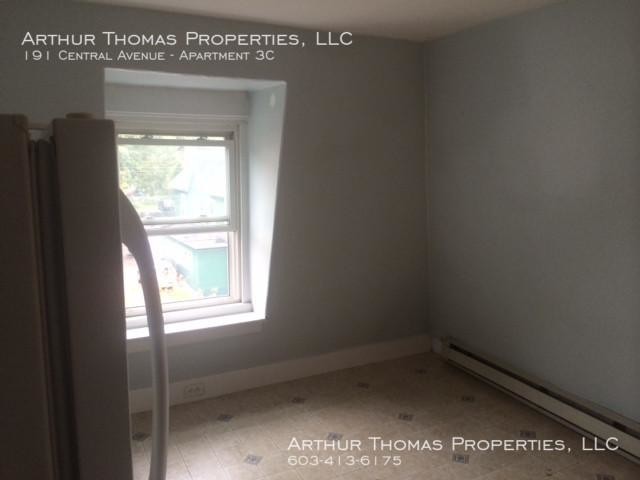 Building Photo - bedroom in Dover NH 03820