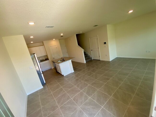 Building Photo - 392 Preston Cv Dr