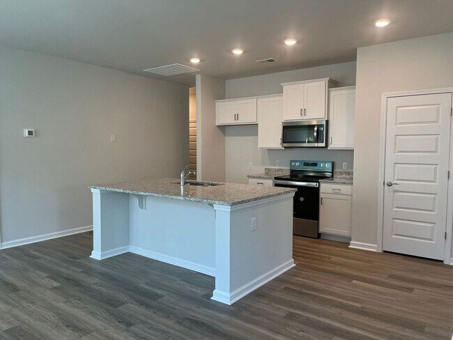 Foto del edificio - 143 Holloway Hill