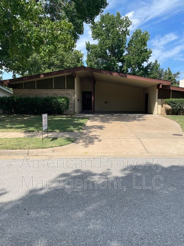 Building Photo - 7217 E 55th Pl