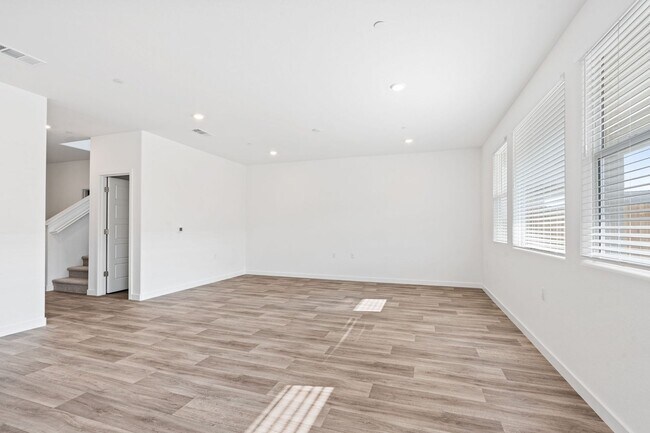 Foto del edificio - 7237 E Homan Ave