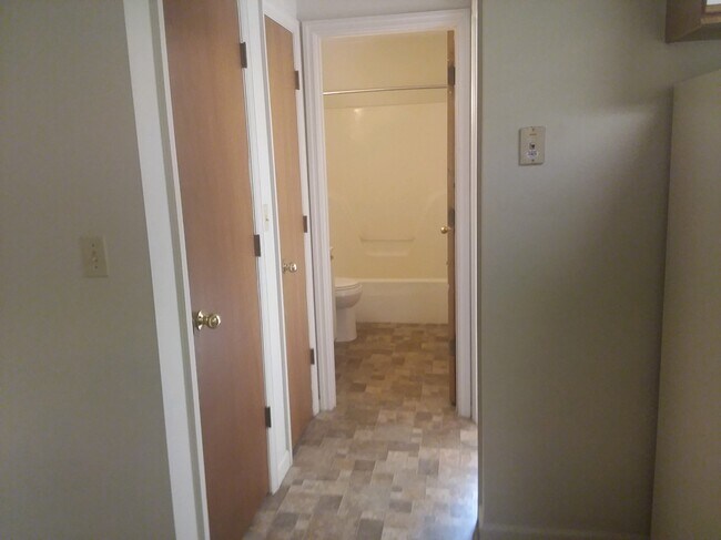 Hallway view to Bathroom & Bedroom - 2000 Pine Harbor Ln