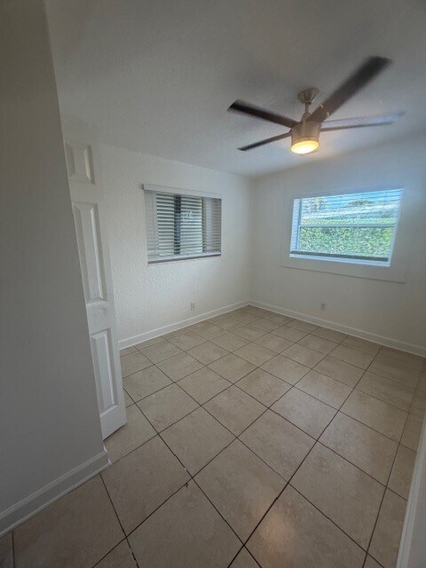 Foto del edificio - 3652 Gull Rd