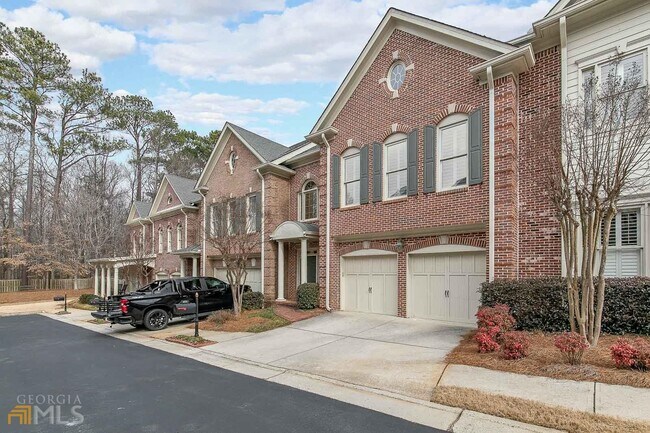 Foto del edificio - 6221 Spalding Dr
