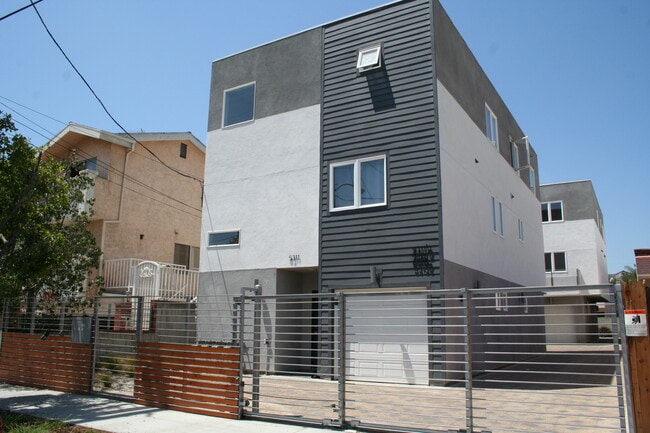 Building Photo - 5313 Riverton Ave