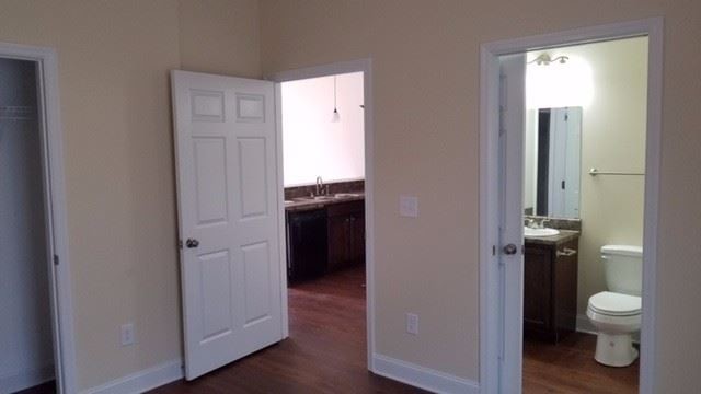 Building Photo - 40 Ashmaline Ln