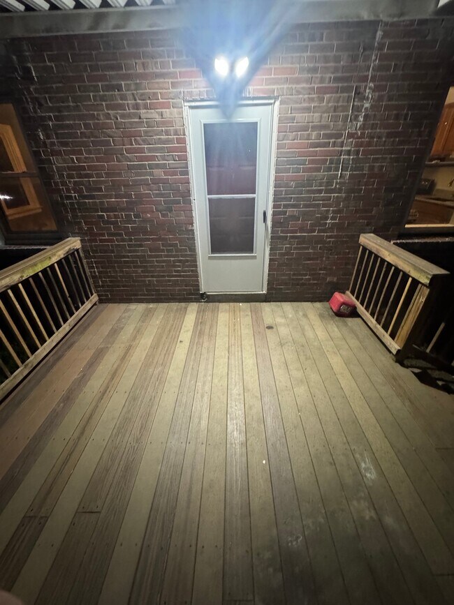 Foto del edificio - 3512 Belaire Pl