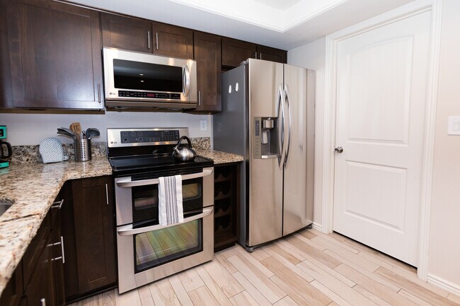 Foto del edificio - 4601 N 73rd St