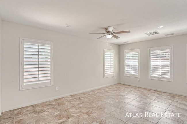 Foto del edificio - 10427 Wildflower Gully St