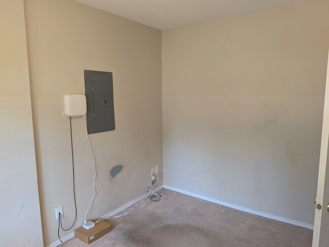Building Photo - 5810 Tyson Rd
