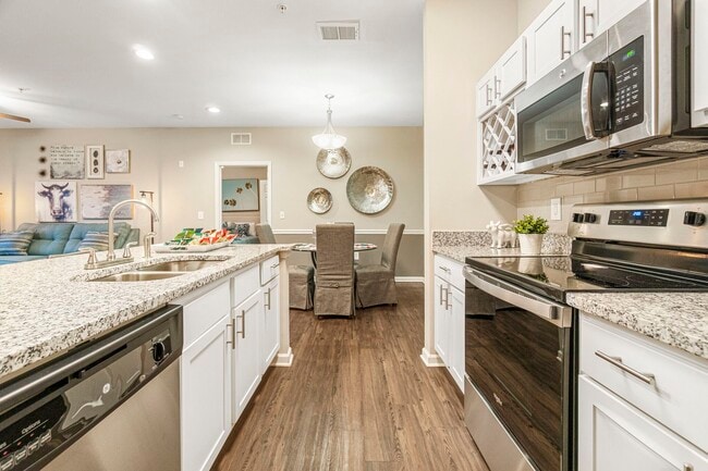 Interior Photo - Oaks at Normandy Apartments