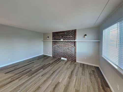 Building Photo - 5405 Jellison St